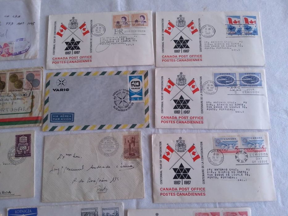 Lote de 16 envelopes estrangeiros
14 com selos6
Lote de 16 envelopes
14 com selos