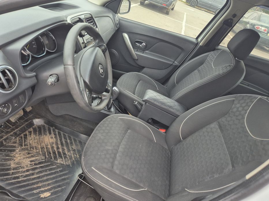 Продам Renault Logan