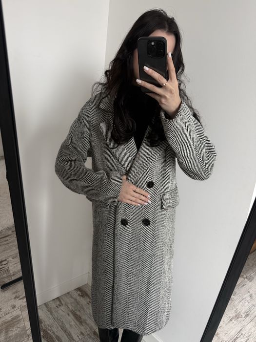 Пальто сіре Bershka