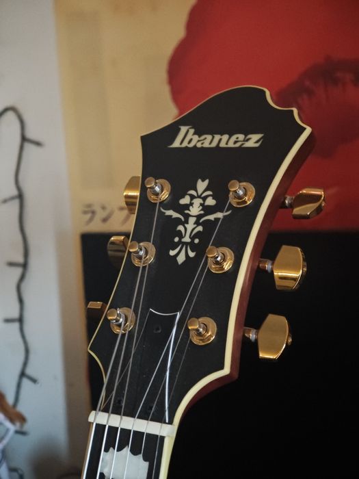 Ibanez PM3C Guitarra Hollowbody Elétrica