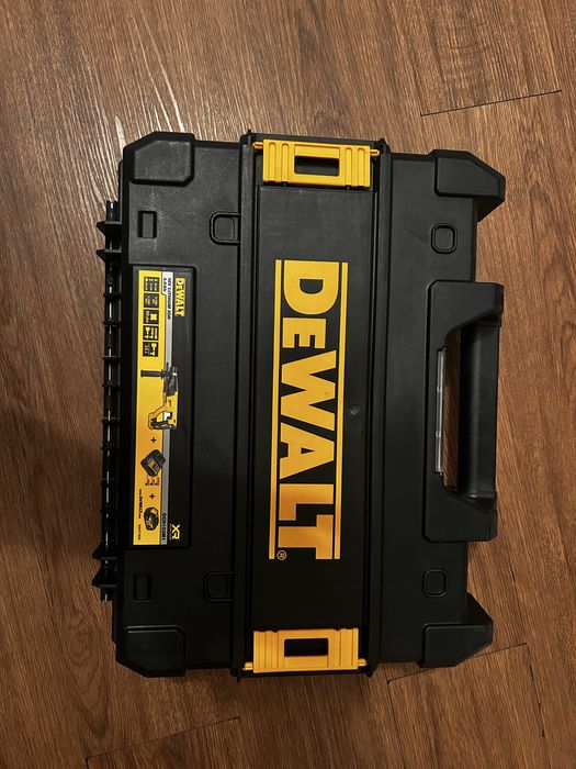 Sprzedam dewalt dch133m1 Lekko uzywane