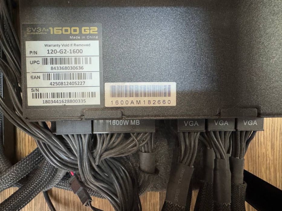 Майнінг ферма на 4-ри карти (Тушка/Корпус)