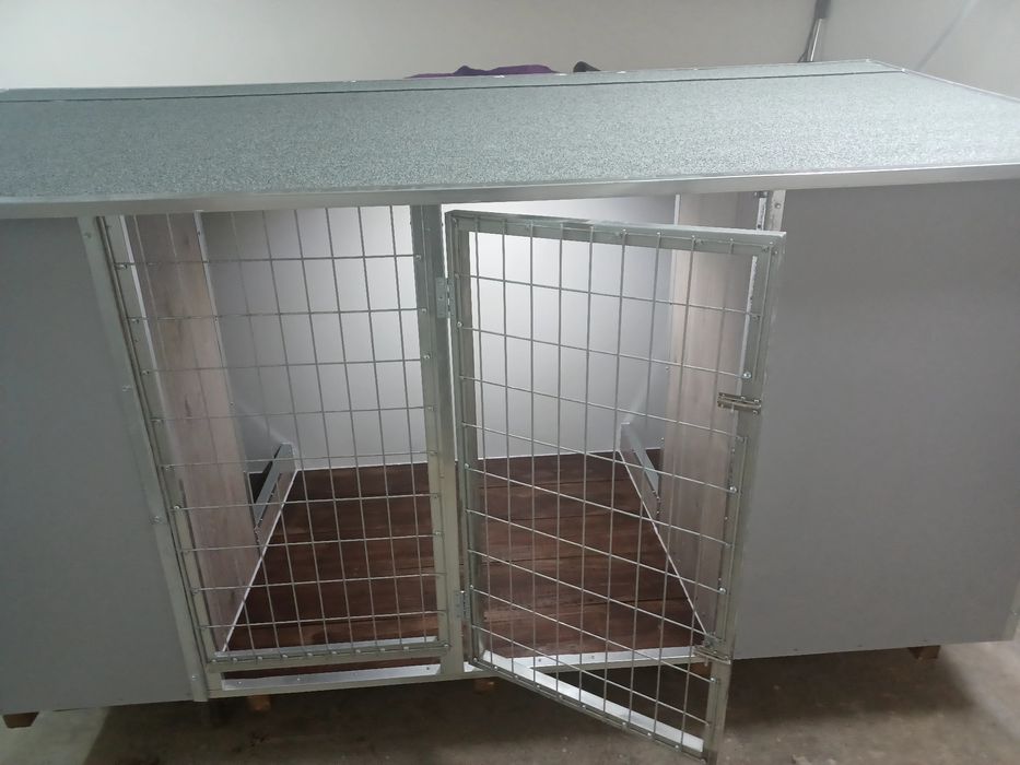 Gatil ou canil simples ou duplo