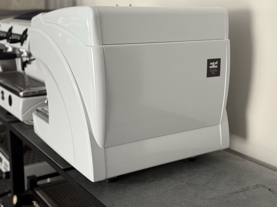 Професійна кавоварка для барів і кафе CMA Astoria Calypso 1gr б/в