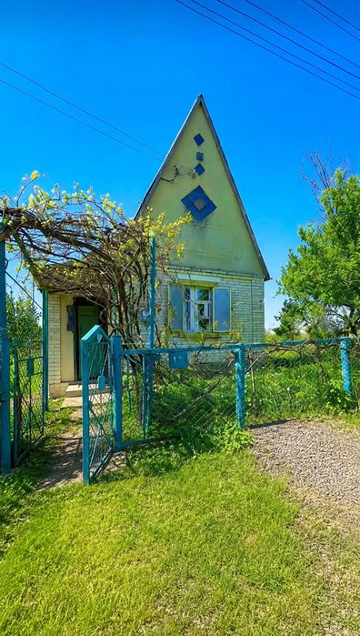 Продаж дачного будинку в Озерном