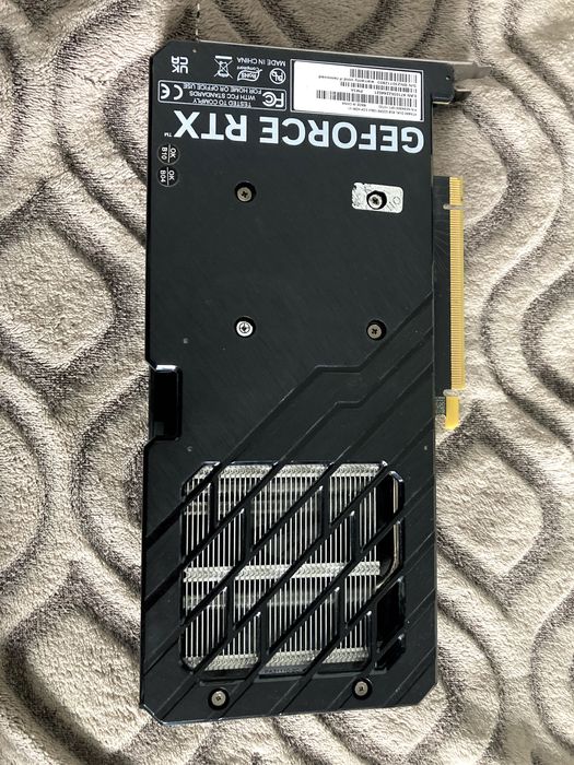 Palit GeForce RTX 4060 Dual 8GB GDDR6 — uszkodzona / niestabilna