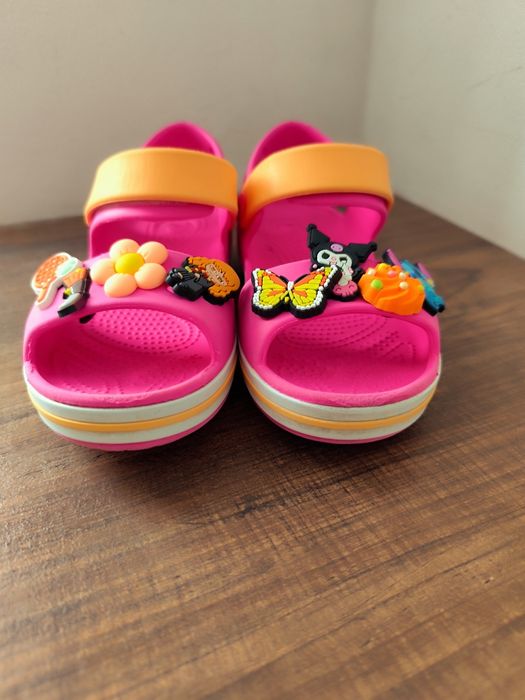 Crocs C12 29 30 lekkie sandały do wody plaża basen przypinki Harry Pot