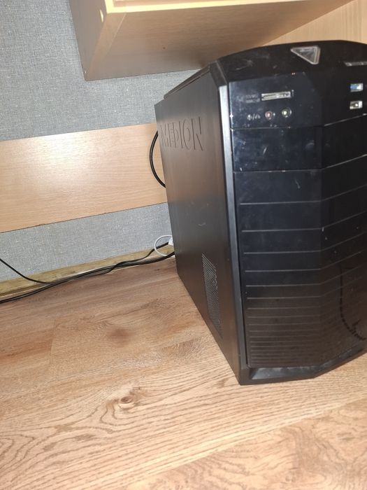 Komputer stacjonarny