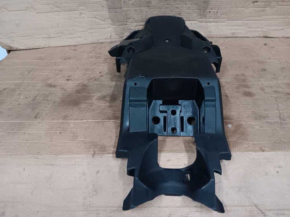 Guarda lamas traseiro B Honda CBR650R