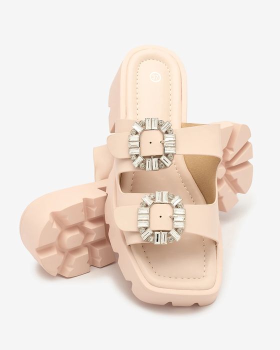 36 37 38 klapki 39 40 41 na platformie grubej podeszwie z kryształkami