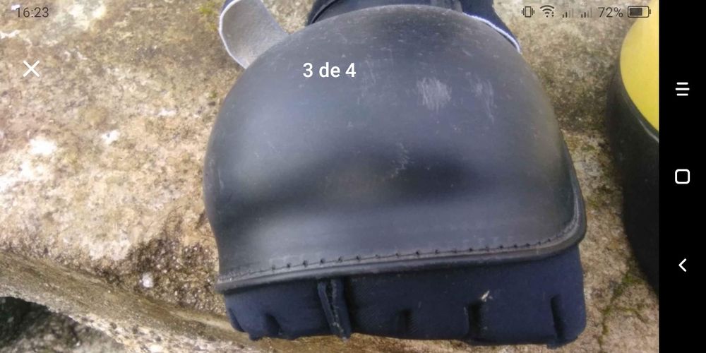 Capacete e joelheiras