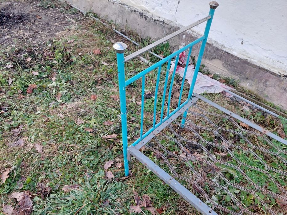 Продам детскую кроватку.