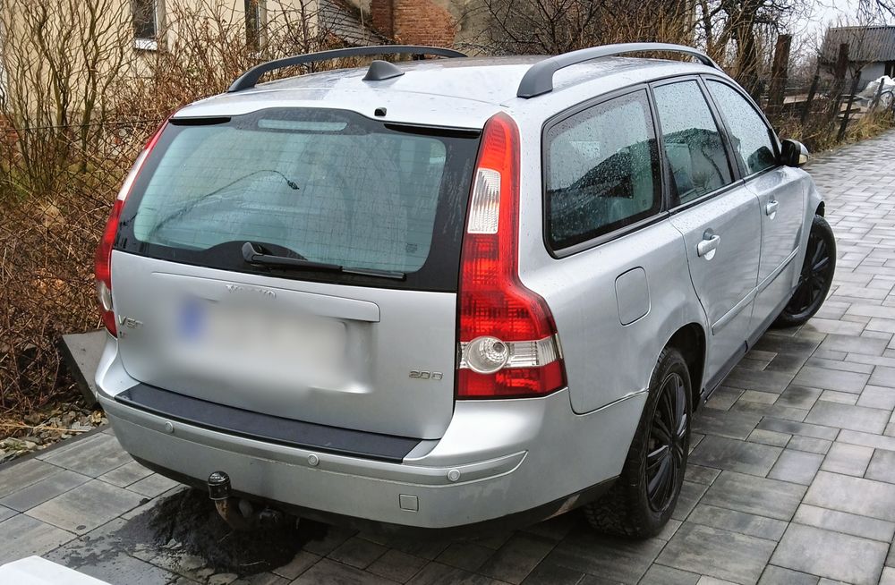 Sprzedam Volvo V50 2.0D