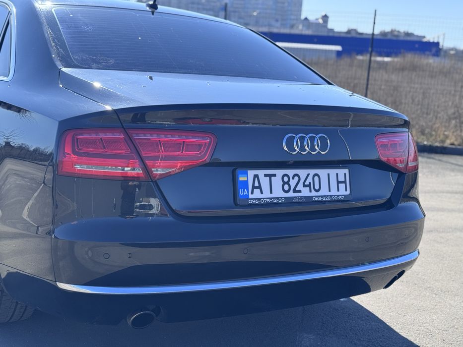 Ауді А8. Квадро 3.0 На повній комплектації