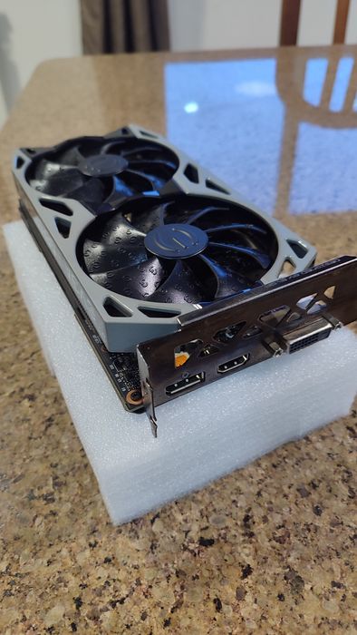 Placa gráfica EVGA RTX 2060 KO ultra 6Gb DDR6