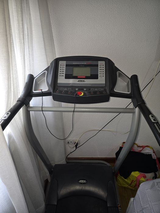 Passadeira de corrida BH Fitness Eco 2 Incline