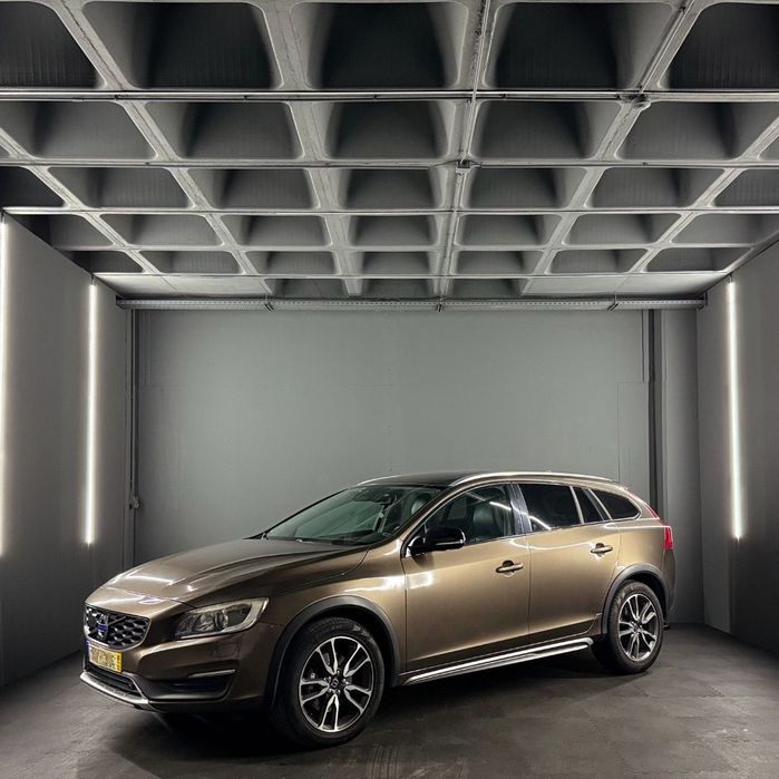 Volvo V60 Cross Country 2.0 D4 Pro Geartronic