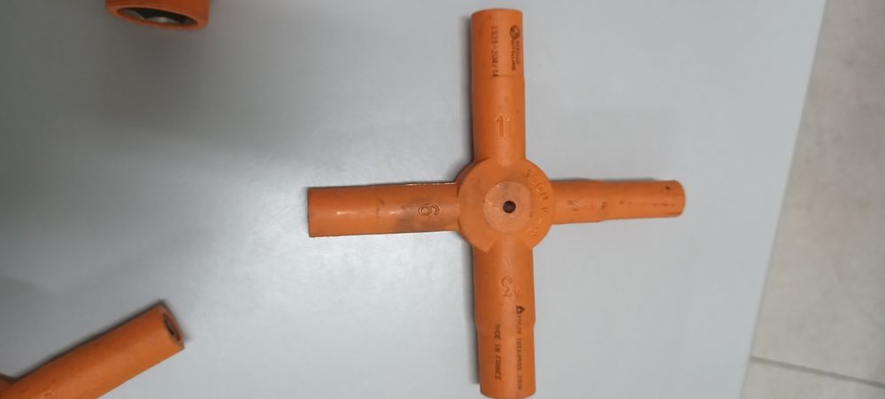 Chave cruzeta isolada até 1000V marca Sibille