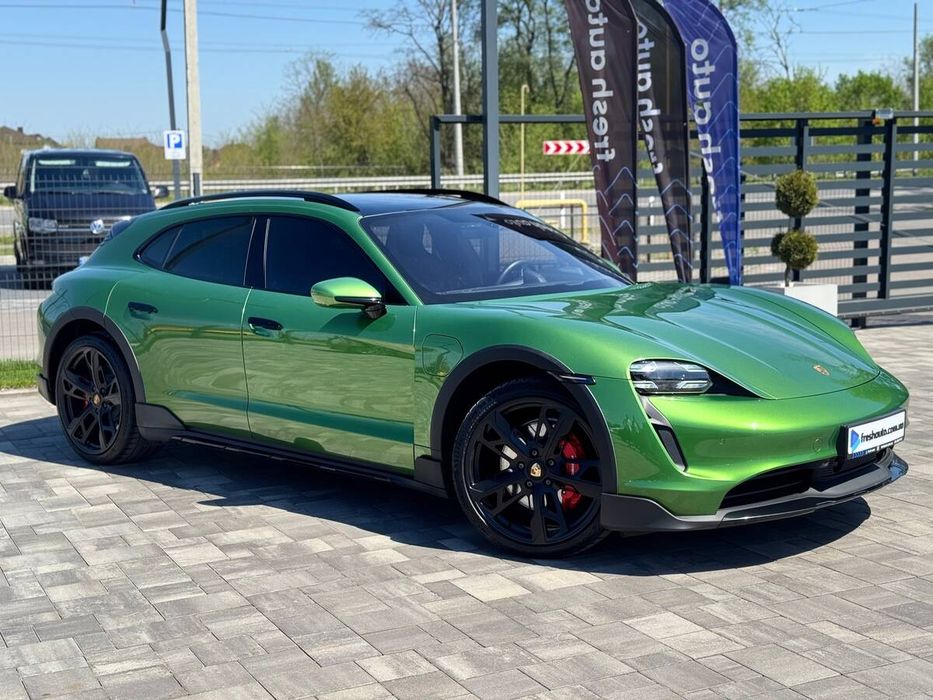 Porsche Taycan 2021 freshauto