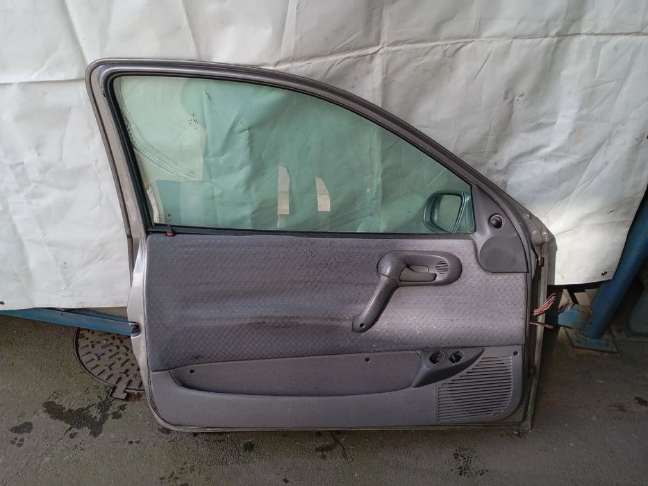 Porta frente esquerda OPEL Corsa B