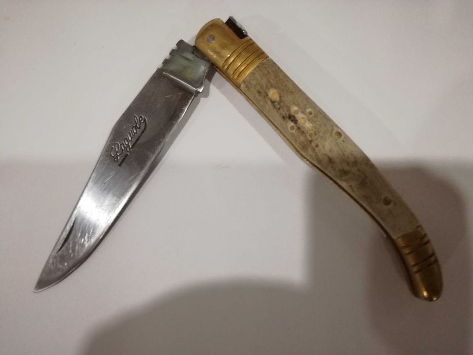 Canivete Coleção Marca "Laguiole" Cabo em Madeira c/ Apliques em Latão