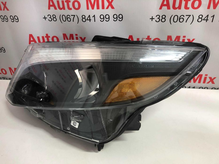 Фара Mercedes Metris Vito Америка A4479068100 A4479068200