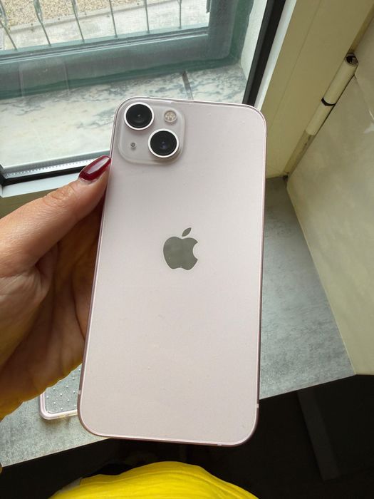 Iphone 13 rosa optimo estado