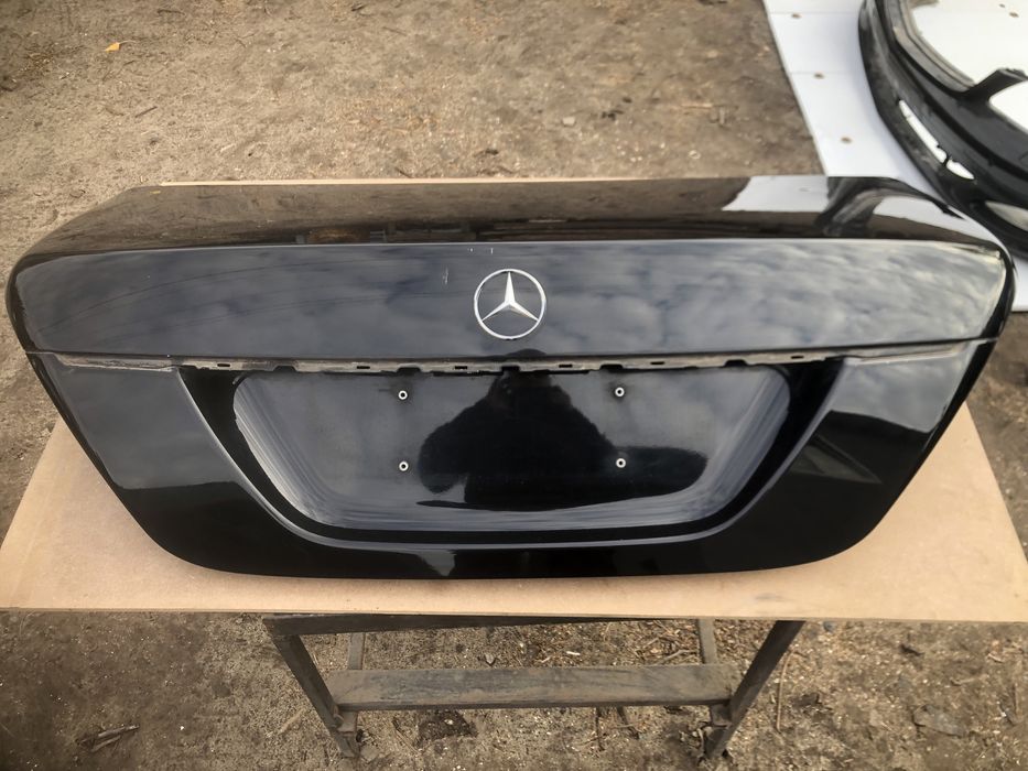 Авторазборка Mercedes w221, запчасти для Мерседес 221, услуги Сто.