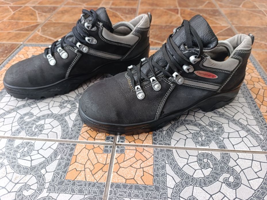 Remisberg 41-42р. Чоловічі робочі кросівки gore tex.