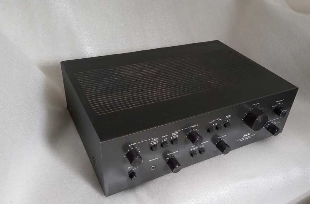 wzmacniacz AKAI AM-2400 Japan ORGINAŁ 1978!