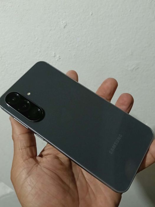 Belíssimo Samsung A56 5G boa máquina,belas camâras/aceito troca ou retoma inferior para facilitar