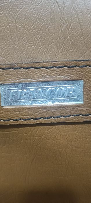 Mala vintage em pele