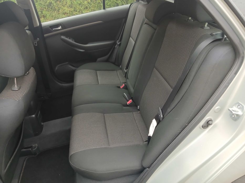 Avensis 1.8ben-130koni,Klimatronic,Parctronic,Hak,Serwisowana