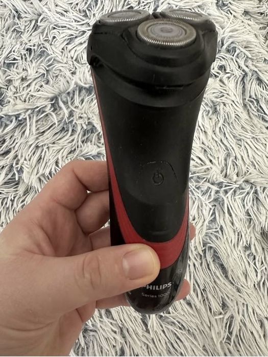 Електробритва PHILIPS Series 1000 S1310/04