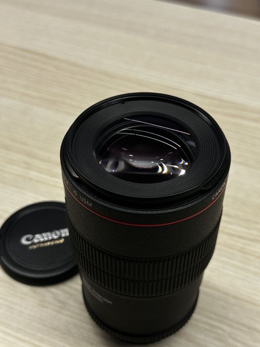 Lente Canon EF 100mm f/2.8L Macro IS USM