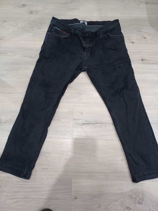 Spodnie Tommy Hilfiger