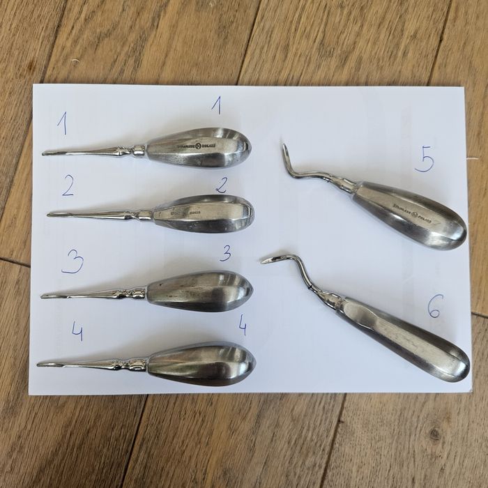 Narzędzie instrumenty stomatologiczne dentysty