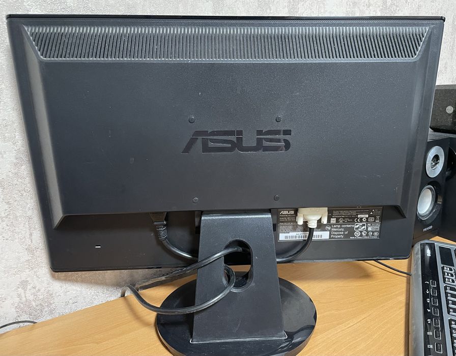 Монітор Asus VN 222 (22 діагональ)