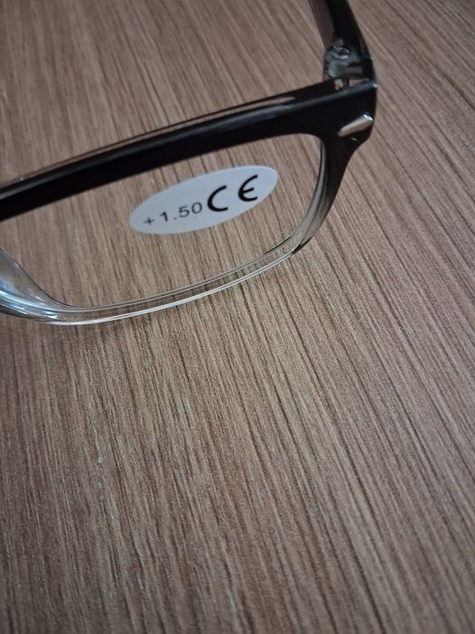 Okulary do czytania (+1,5)