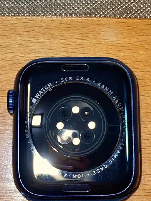 Apple Watch Series 6 44M