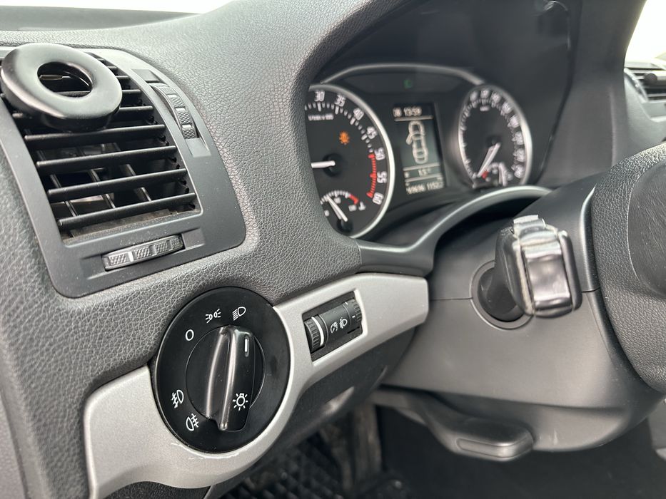 Skoda Octavia  Шкода Октавія А5-2012 рік випуску, 1,6 TDI.