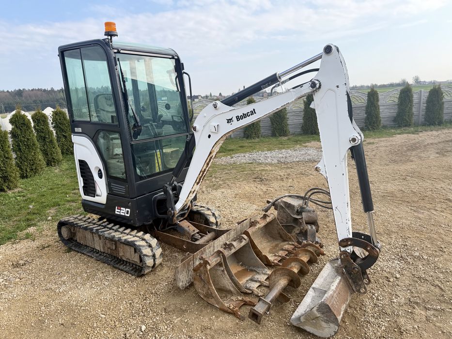 Bobcat E20 2015 r 4 łyżki wiertnica mini koparka bobcat e20