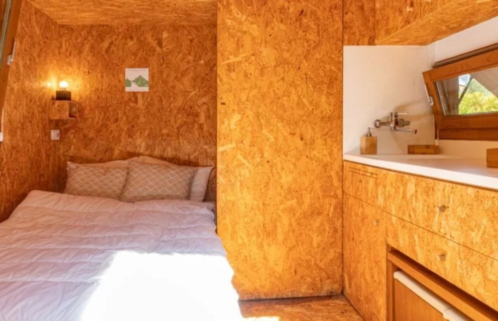 -Tiny House Única em Cortiça- 
"Uma das casas mais pequenas do mundo!!