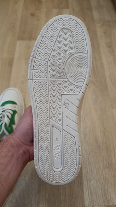 Кросівки жіночі "Zara"