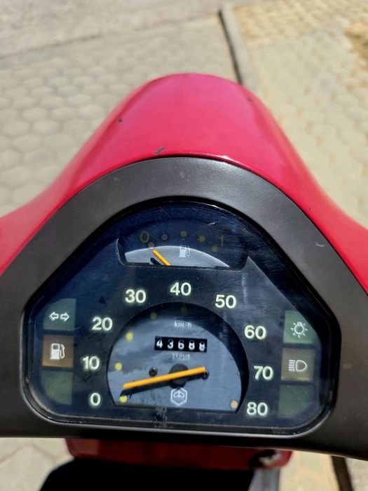 Vespa vermelha pk 50cc