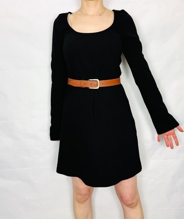 Czarna sukienka z szerokim dekoltem S 36