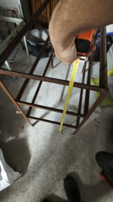 Продам стелаж металевий