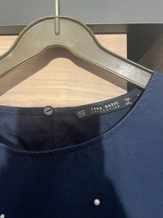 Granatowa, elegancka bluzka Zara