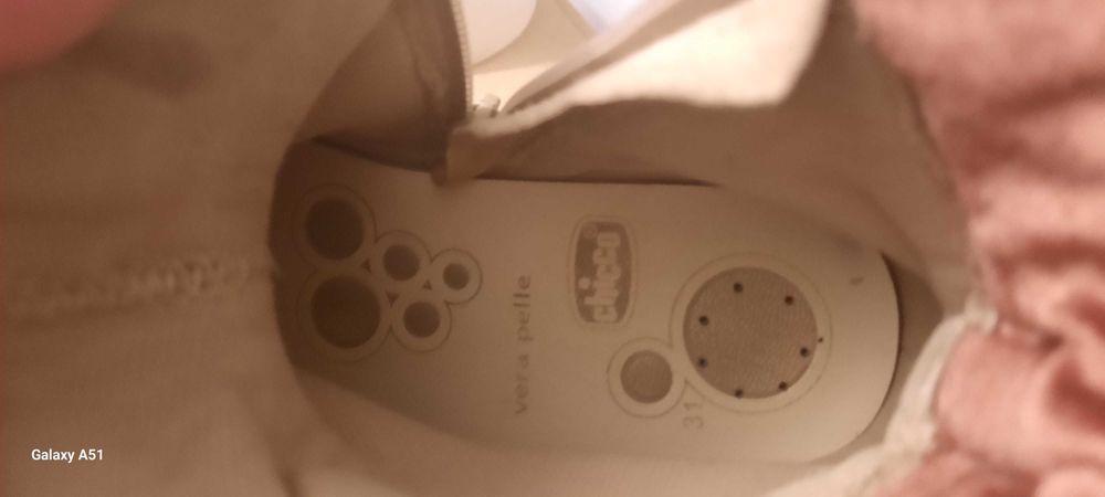 Botas da chicco para menina