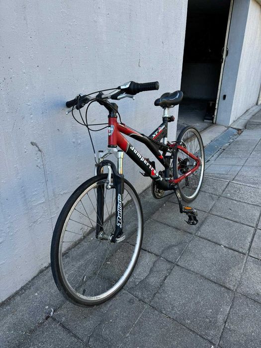 Bicicleta Jumpertrek 4 (Pneus semi-estrada)